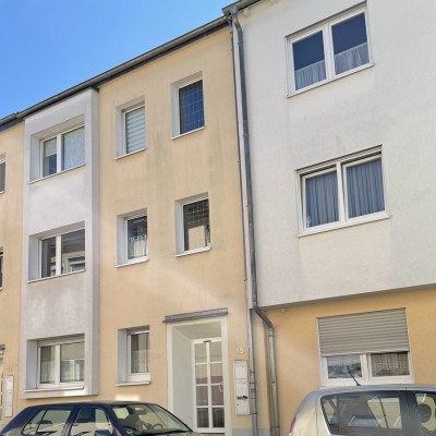 Kleine 2,5-Zimmerwohnung mit Balkon im Herzen von Troisdorf